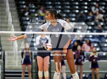 Thumbnail 1 in Tompkins vs. Keller (UIL 6A Semifinal) photogallery.