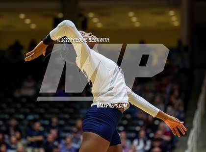 Thumbnail 1 in Tompkins vs. Keller (UIL 6A Semifinal) photogallery.