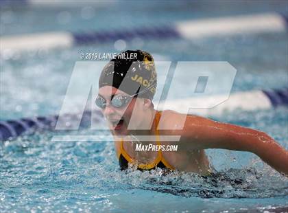 Thumbnail 2 in Bemidji vs Perham vs Thief River Falls photogallery.