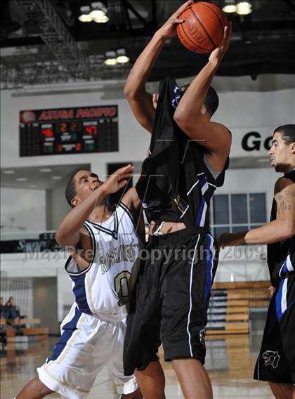 Thumbnail 2 in Diamond Ranch vs. Rowland (So Cal Shootout) photogallery.