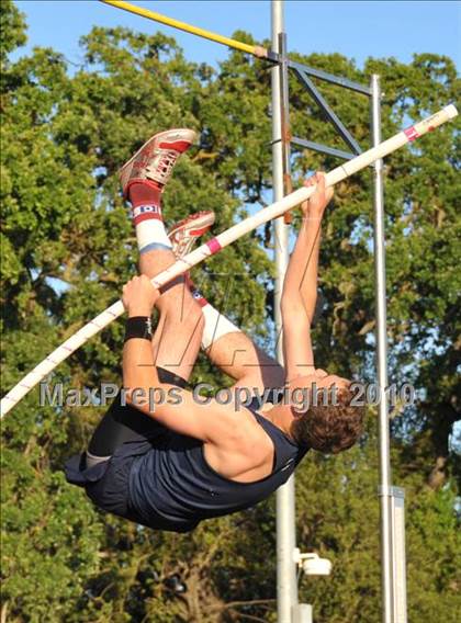 Thumbnail 2 in DFAL Championships  photogallery.