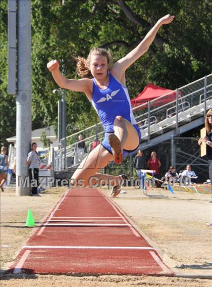 Thumbnail 2 in DFAL Championships  photogallery.