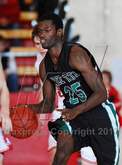 Thumbnail 2 in Lawrence Free State vs. McPherson  (McPherson Invitational 1st Round) photogallery.