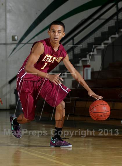Thumbnail 1 in Santiago vs. Colton (Inland Empire Classic) photogallery.