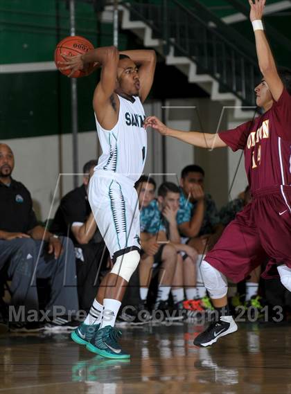 Thumbnail 3 in Santiago vs. Colton (Inland Empire Classic) photogallery.