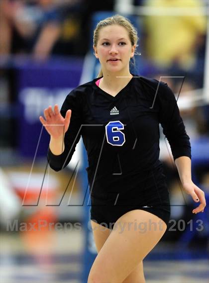 Thumbnail 2 in Viewpoint vs Windward (CIF SS D3AA Final) photogallery.