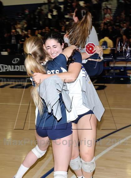 Thumbnail 1 in Viewpoint vs Windward (CIF SS D3AA Final) photogallery.