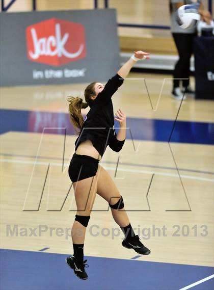 Thumbnail 3 in Viewpoint vs Windward (CIF SS D3AA Final) photogallery.