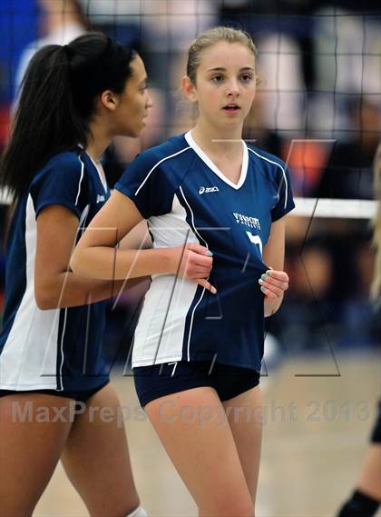 Thumbnail 2 in Viewpoint vs Windward (CIF SS D3AA Final) photogallery.