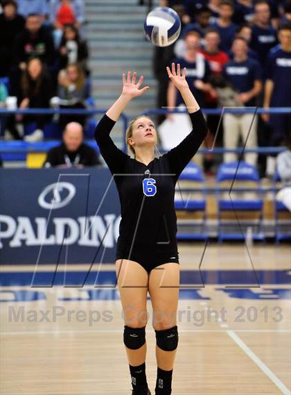 Thumbnail 3 in Viewpoint vs Windward (CIF SS D3AA Final) photogallery.
