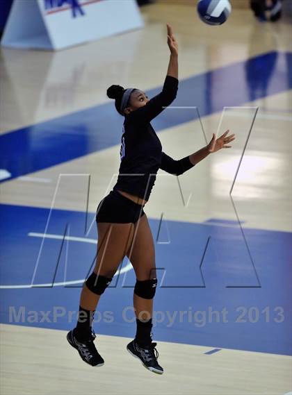 Thumbnail 1 in Viewpoint vs Windward (CIF SS D3AA Final) photogallery.