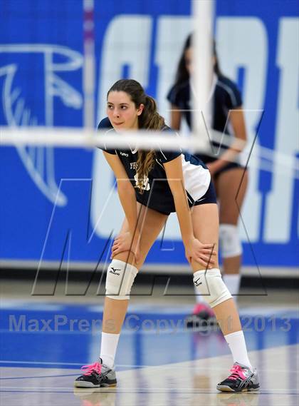 Thumbnail 1 in Viewpoint vs Windward (CIF SS D3AA Final) photogallery.
