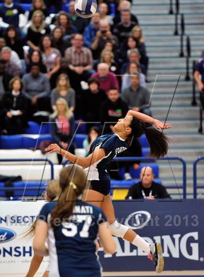 Thumbnail 1 in Viewpoint vs Windward (CIF SS D3AA Final) photogallery.