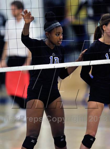 Thumbnail 3 in Viewpoint vs Windward (CIF SS D3AA Final) photogallery.