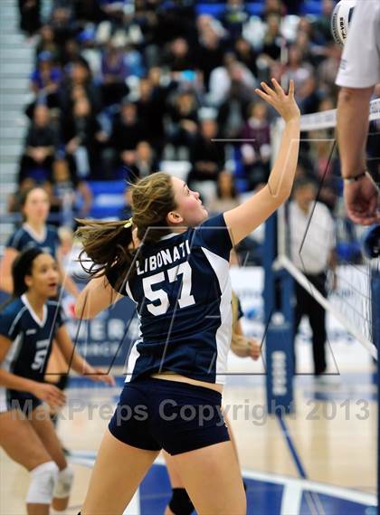 Thumbnail 2 in Viewpoint vs Windward (CIF SS D3AA Final) photogallery.