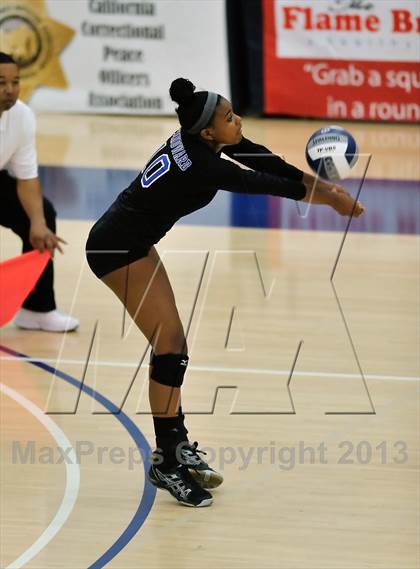 Thumbnail 2 in Viewpoint vs Windward (CIF SS D3AA Final) photogallery.