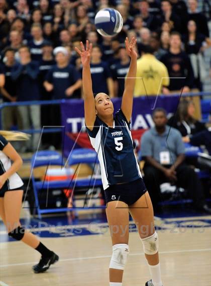 Thumbnail 3 in Viewpoint vs Windward (CIF SS D3AA Final) photogallery.