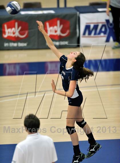 Thumbnail 2 in Viewpoint vs Windward (CIF SS D3AA Final) photogallery.