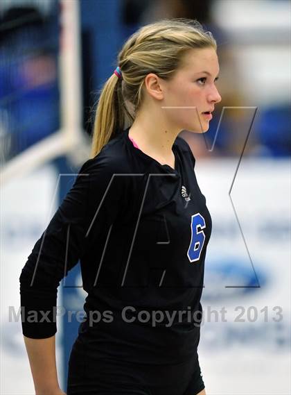 Thumbnail 1 in Viewpoint vs Windward (CIF SS D3AA Final) photogallery.