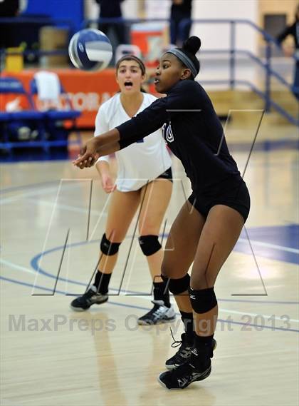 Thumbnail 1 in Viewpoint vs Windward (CIF SS D3AA Final) photogallery.