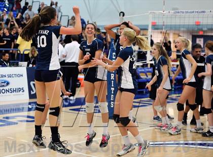 Thumbnail 3 in Viewpoint vs Windward (CIF SS D3AA Final) photogallery.