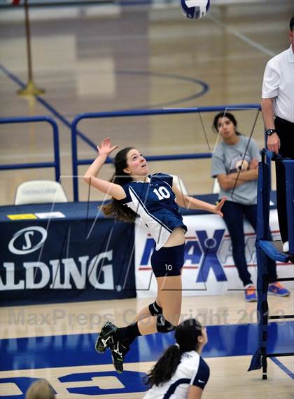 Thumbnail 3 in Viewpoint vs Windward (CIF SS D3AA Final) photogallery.