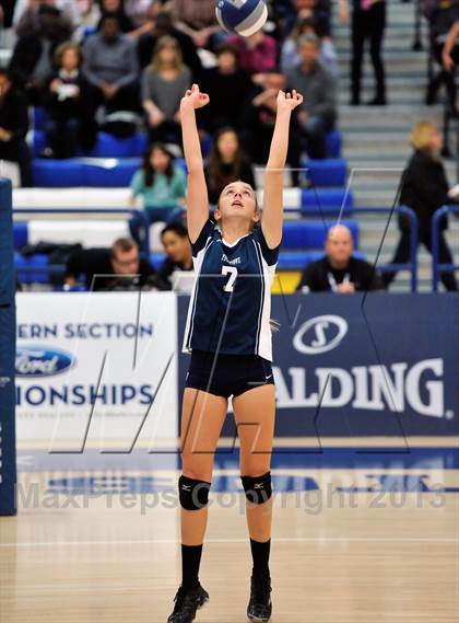 Thumbnail 1 in Viewpoint vs Windward (CIF SS D3AA Final) photogallery.