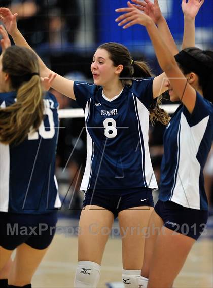 Thumbnail 1 in Viewpoint vs Windward (CIF SS D3AA Final) photogallery.