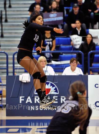 Thumbnail 3 in Viewpoint vs Windward (CIF SS D3AA Final) photogallery.