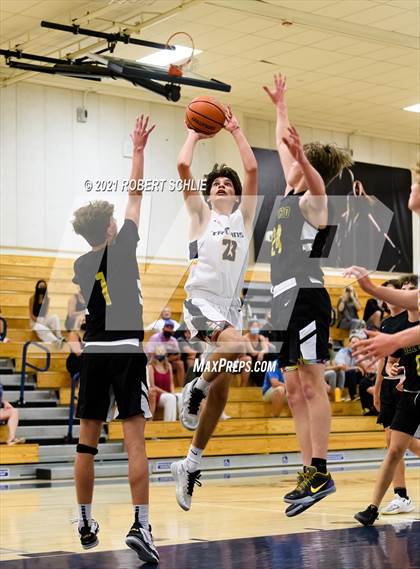 Thumbnail 2 in Del Oro @ Oak Ridge photogallery.