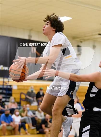 Thumbnail 3 in Del Oro @ Oak Ridge photogallery.