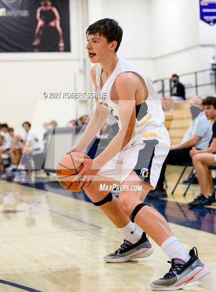 Thumbnail 1 in Del Oro @ Oak Ridge photogallery.