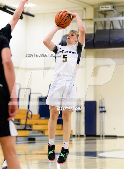 Thumbnail 2 in Del Oro @ Oak Ridge photogallery.
