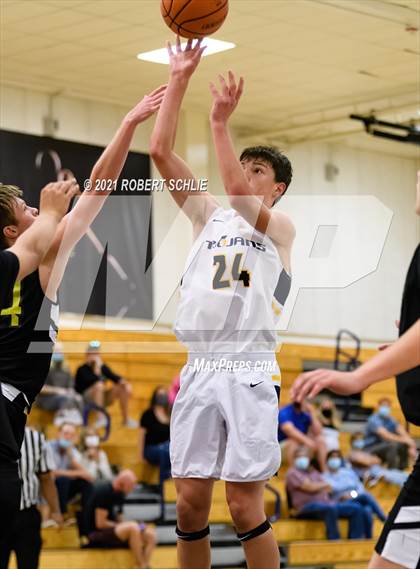 Thumbnail 1 in Del Oro @ Oak Ridge photogallery.