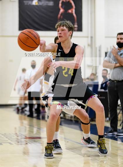 Thumbnail 2 in Del Oro @ Oak Ridge photogallery.