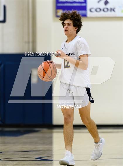 Thumbnail 2 in Del Oro @ Oak Ridge photogallery.
