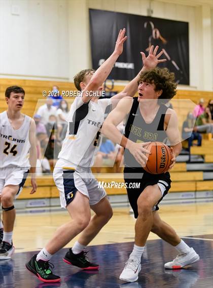 Thumbnail 1 in Del Oro @ Oak Ridge photogallery.