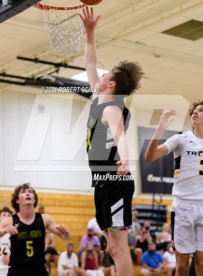 Thumbnail 2 in Del Oro @ Oak Ridge photogallery.