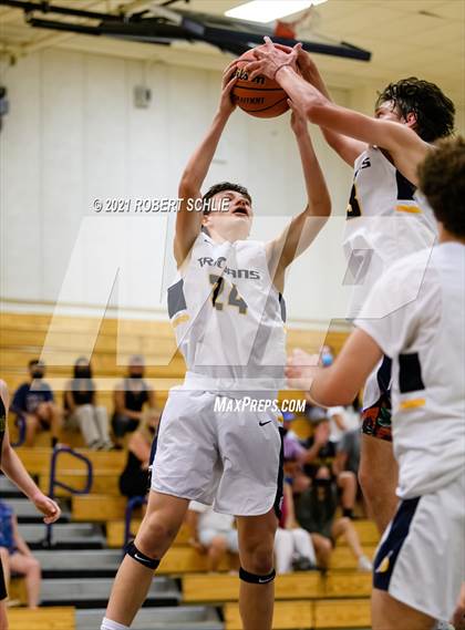 Thumbnail 1 in Del Oro @ Oak Ridge photogallery.