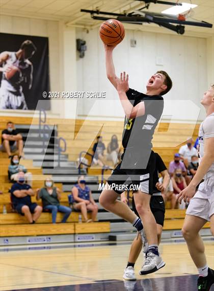 Thumbnail 1 in Del Oro @ Oak Ridge photogallery.