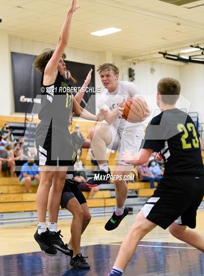 Thumbnail 3 in Del Oro @ Oak Ridge photogallery.