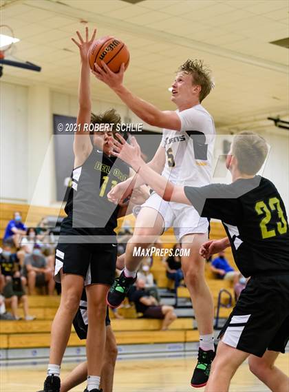 Thumbnail 2 in Del Oro @ Oak Ridge photogallery.