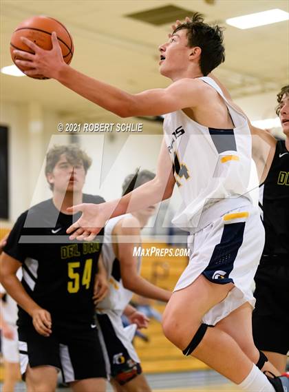 Thumbnail 3 in Del Oro @ Oak Ridge photogallery.