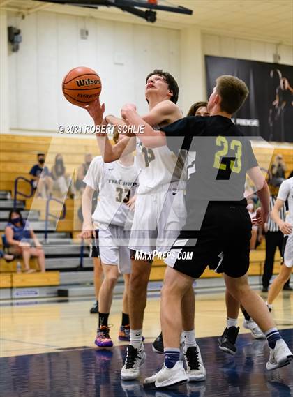 Thumbnail 2 in Del Oro @ Oak Ridge photogallery.