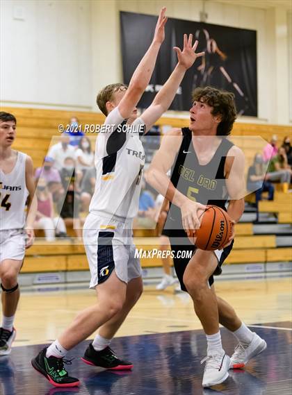 Thumbnail 2 in Del Oro @ Oak Ridge photogallery.