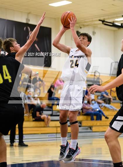 Thumbnail 3 in Del Oro @ Oak Ridge photogallery.