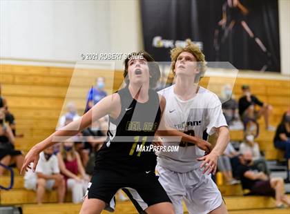 Thumbnail 2 in Del Oro @ Oak Ridge photogallery.