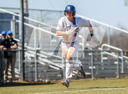 Thumbnail 2 in Moore @ Deer Creek photogallery.