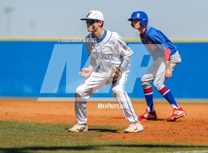 Thumbnail 1 in Moore @ Deer Creek photogallery.