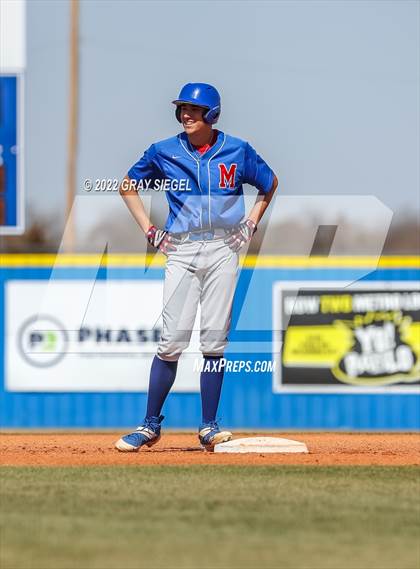 Thumbnail 1 in Moore @ Deer Creek photogallery.